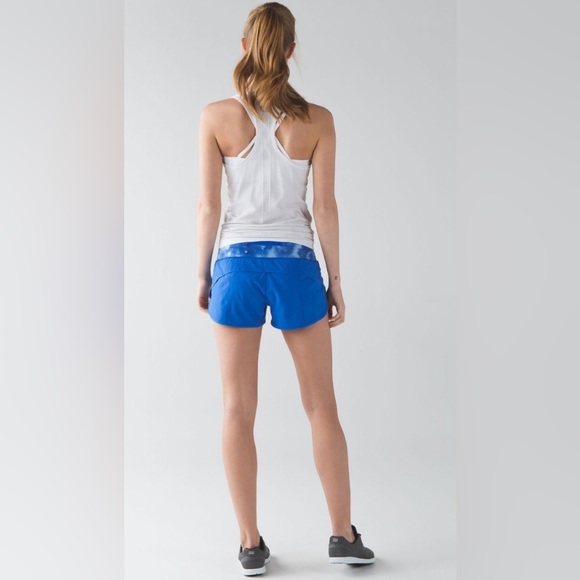 Lululemon Speed Up Shorts Pipe Dream Blue Size 4 - Picture 3 of 12